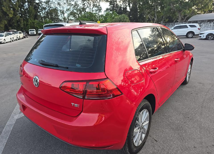 2017 Volkswagen Golf S