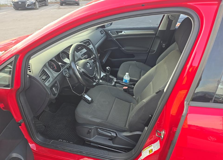2017 Volkswagen Golf S