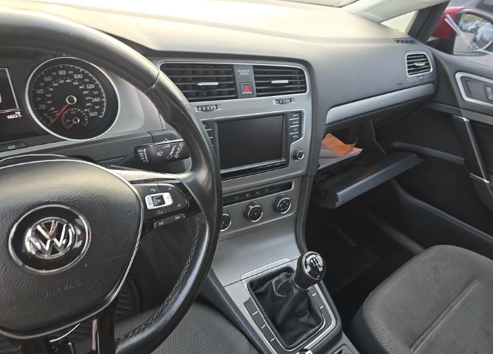 2017 Volkswagen Golf S
