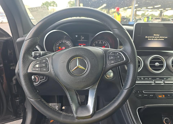 2018 Mercedes-Benz GLC 300