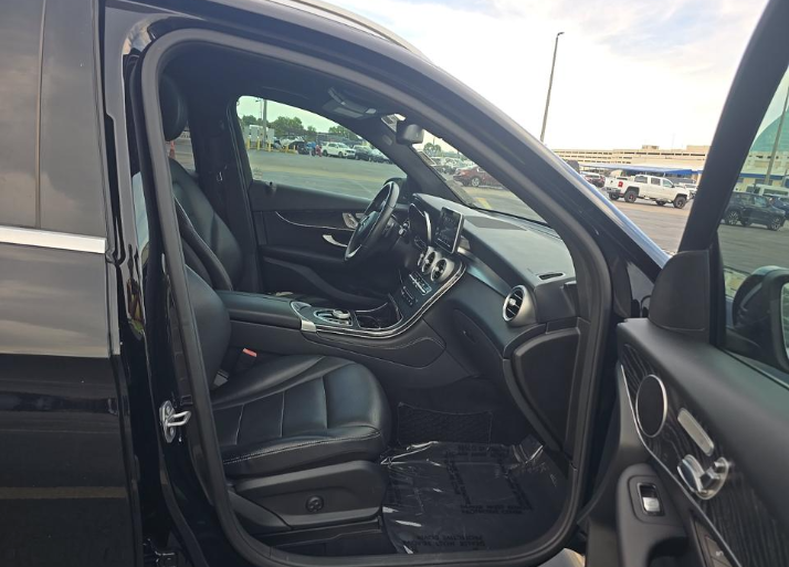 2018 Mercedes-Benz GLC 300