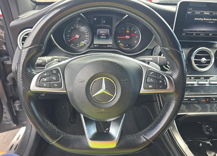 2019 Mercedes-Benz GLC 300