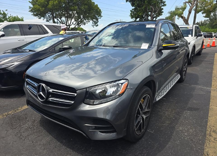 2019 Mercedes-Benz GLC 300