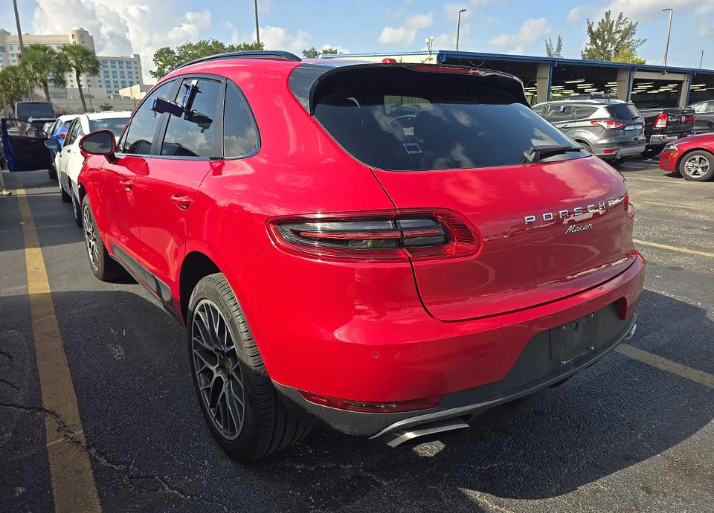 2018 Porsche Macan