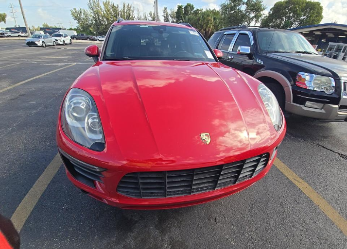 2018 Porsche Macan