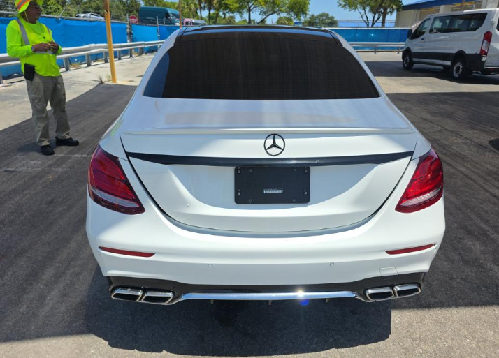 2017 Mercedes-Benz E 300 Sport Sedan