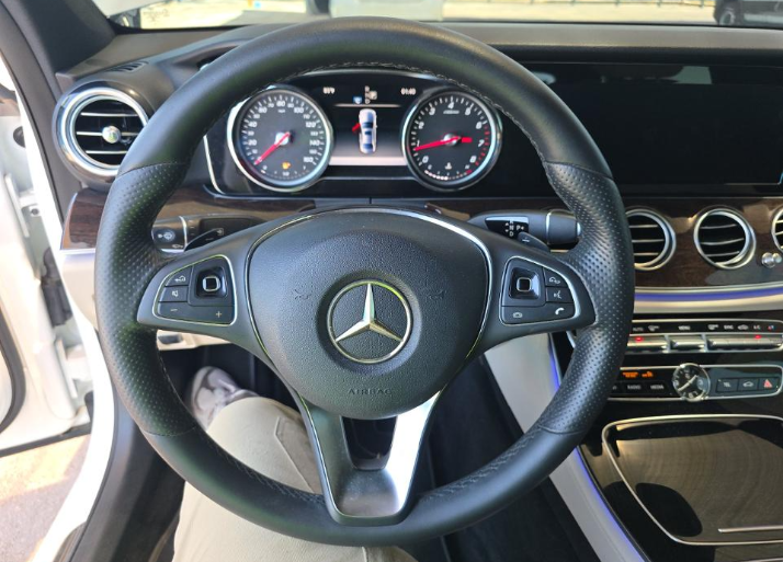 2017 Mercedes-Benz E 300 Sport Sedan
